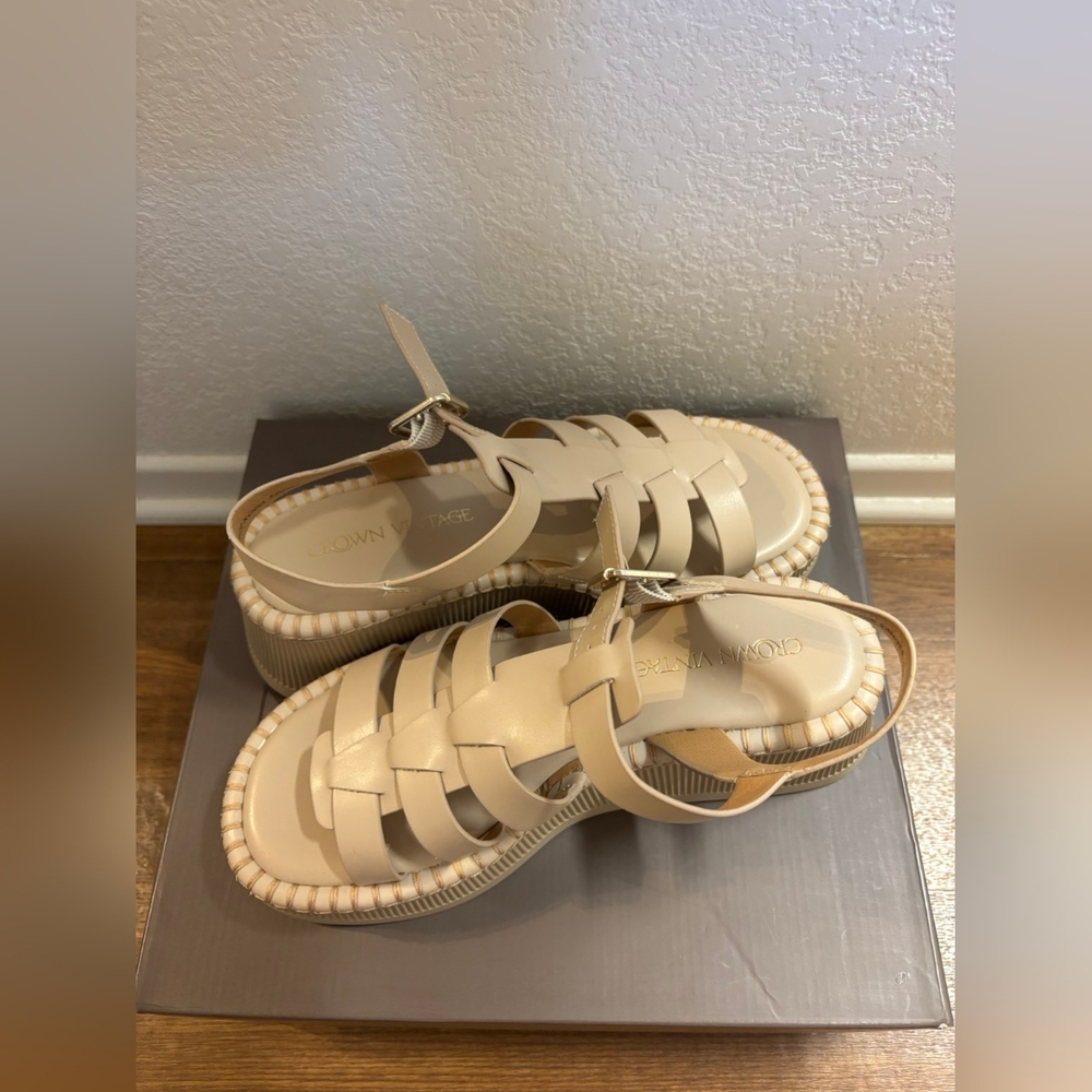 CROWN VINTAGE Women's Gracen Sandal NEW! - Picture 4 of 17